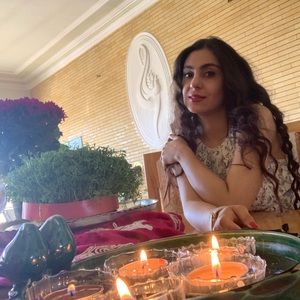 Meet your Posher, Sahar